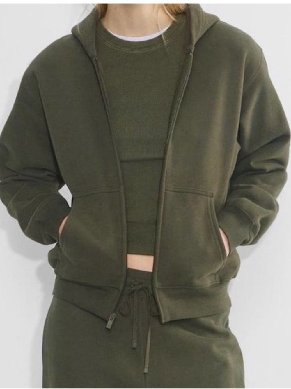 Aritzia Sweatfleece Zip-Up Hoodie and Joggers Set (Dark Olive Green)